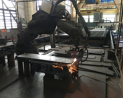 福建钣金加工激光切割机的保养和维护方法